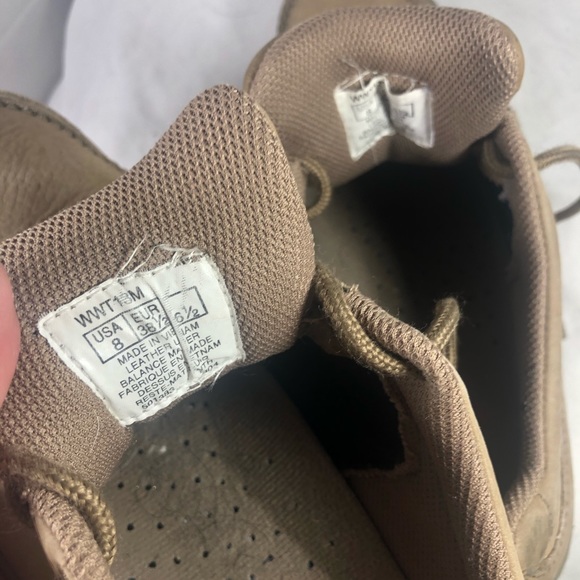 Men's Rockport Prowalker Size 8 Tan Leather - Picture 5 of 5